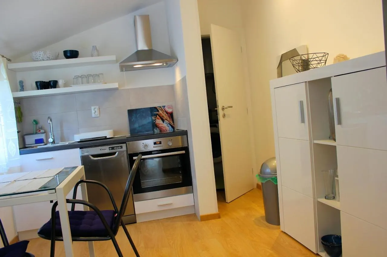 Apartment Studio Olga Novi Vinodolski