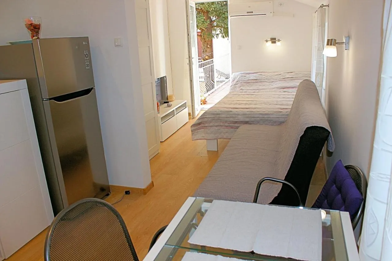 Apartment Studio Olga Novi Vinodolski